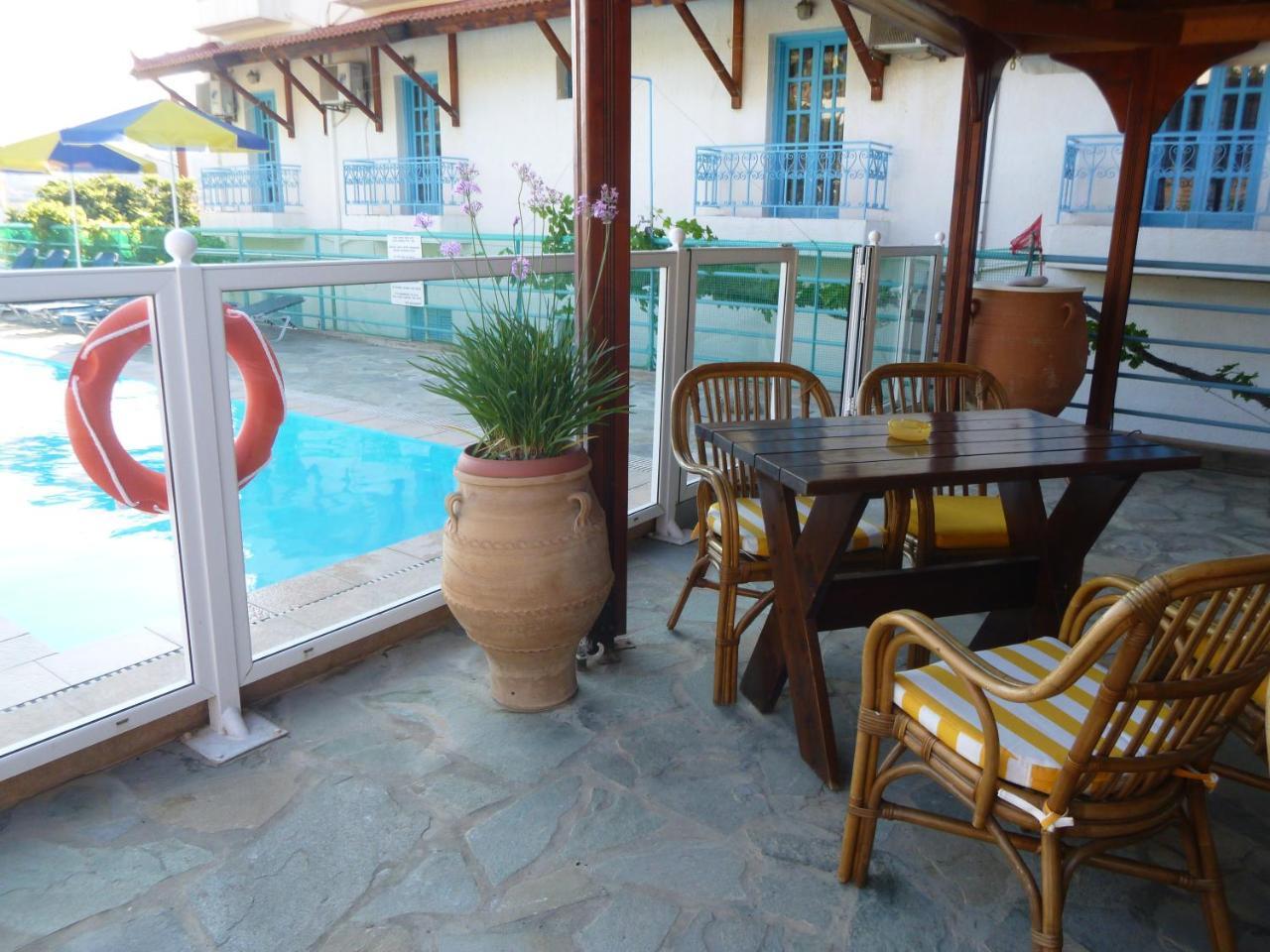 Stavros Apartments Istro Exterior photo